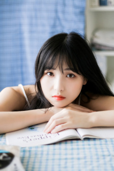 女子精油SPA按摩全身放松